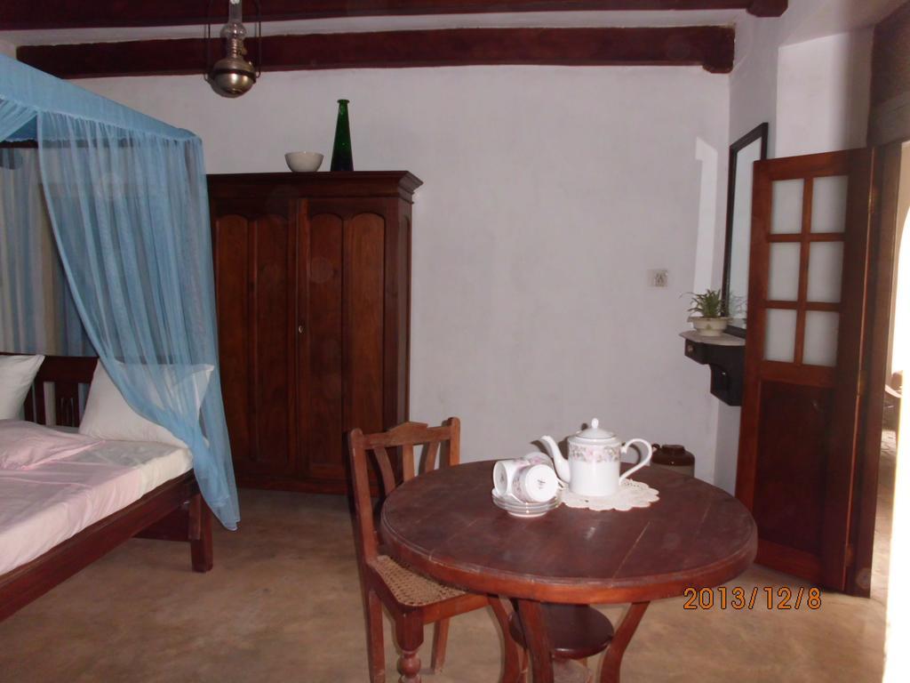 Beatrice House Galle Fort - Homestay Δωμάτιο φωτογραφία